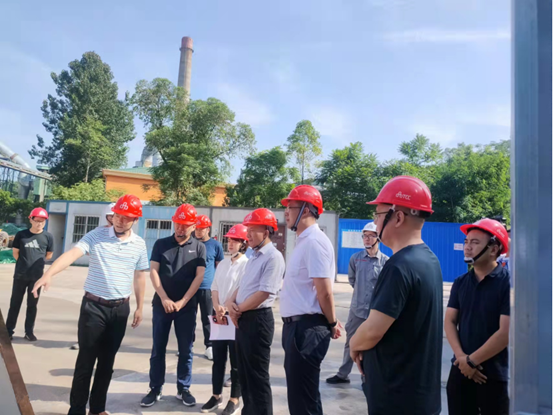 广安市副市长肖伟华一行 到广安台泥久远环保科技有限公司视察项目